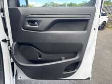 Peugeot Expert BlueHDi 1000 Asphalt Premium + - U1059