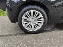 Peugeot 208 PureTech Allure - U1068