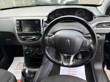 Peugeot 208 PureTech Allure - U1068