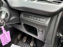 Peugeot 208 PureTech Allure - U1068