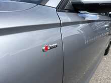 Audi A6 Saloon TDI ultra Black Edition - U1083