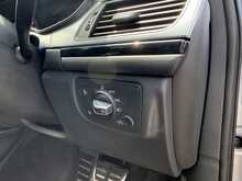 Audi A6 Saloon TDI ultra Black Edition - U1083