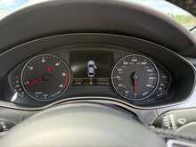 Audi A6 Saloon TDI ultra Black Edition - U1083
