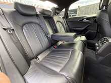 Audi A6 Saloon TDI ultra Black Edition - U1083