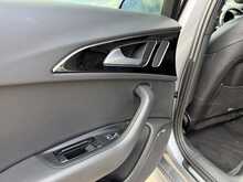 Audi A6 Saloon TDI ultra Black Edition - U1083