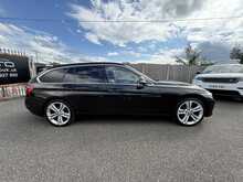 BMW 3 Series 320d Luxury - U1084