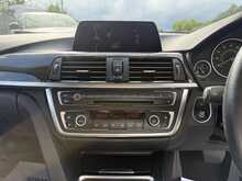 BMW 3 Series 320d Luxury - U1084