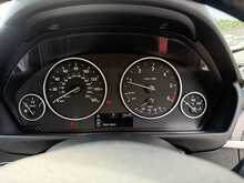 BMW 3 Series 320d Luxury - U1084
