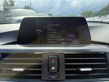 BMW 3 Series 320d Luxury - U1084