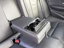 BMW 3 Series 320d Luxury - U1084