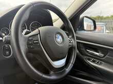 BMW 3 Series 320d Luxury - U1084