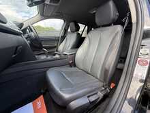 BMW 3 Series 320d Luxury - U1084