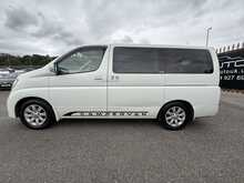 Nissan Elgrand  - U1089