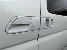 Nissan Elgrand  - U1089