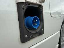 Nissan Elgrand  - U1089