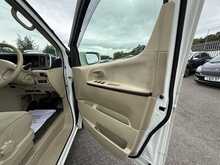 Nissan Elgrand  - U1089