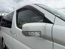 Nissan Elgrand  - U1089