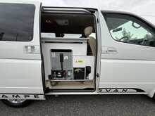 Nissan Elgrand  - U1089