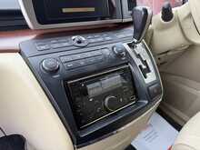 Nissan Elgrand  - U1089