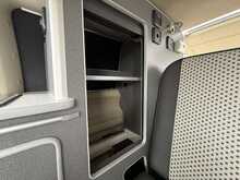 Nissan Elgrand  - U1089