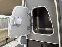 Nissan Elgrand  - U1089