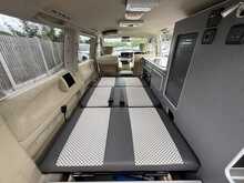 Nissan Elgrand  - U1089
