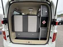 Nissan Elgrand  - U1089