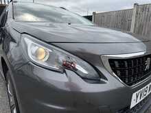 Peugeot 2008 PureTech Active - U1098