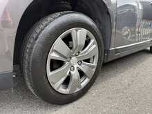 Peugeot 2008 PureTech Active - U1098