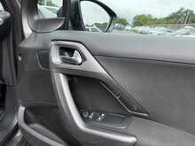 Peugeot 2008 PureTech Active - U1098