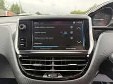Peugeot 2008 PureTech Active - U1098