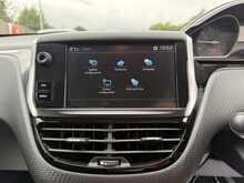Peugeot 2008 PureTech Active - U1098