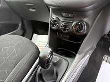 Peugeot 2008 PureTech Active - U1098