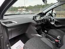 Peugeot 2008 PureTech Active - U1098