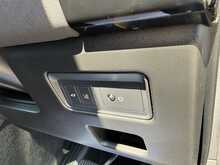 Land Rover Discovery SD4 SE - U1099