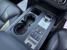 Land Rover Discovery SD4 SE - U1099