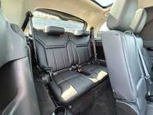 Land Rover Discovery SD4 SE - U1099
