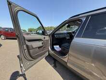 Land Rover Discovery SD4 SE - U1099