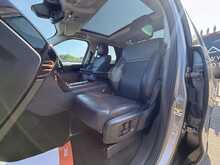 Land Rover Discovery SD4 SE - U1099