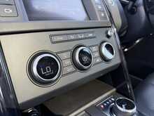 Land Rover Discovery SD4 SE - U1099