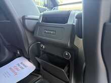 Land Rover Discovery SD4 HSE - U1104