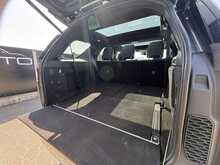 Land Rover Discovery SD4 HSE - U1104