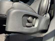 Land Rover Discovery SD4 HSE - U1104