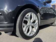 Land Rover Range Rover Velar D240 HSE - U1110