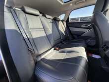 Land Rover Range Rover Velar D240 HSE - U1110