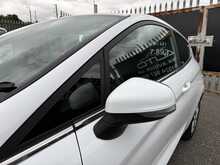 Ford Fiesta Ti-VCT Zetec - U1113