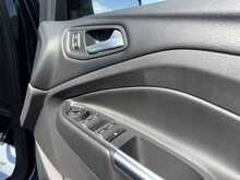 Ford Kuga TDCi EcoBlue ST-Line Edition - U1115