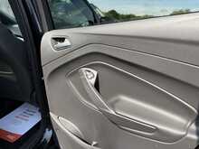 Ford Kuga TDCi EcoBlue ST-Line Edition - U1115