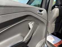 Ford Kuga TDCi EcoBlue ST-Line Edition - U1115