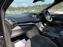 Ford Kuga TDCi EcoBlue ST-Line Edition - U1115